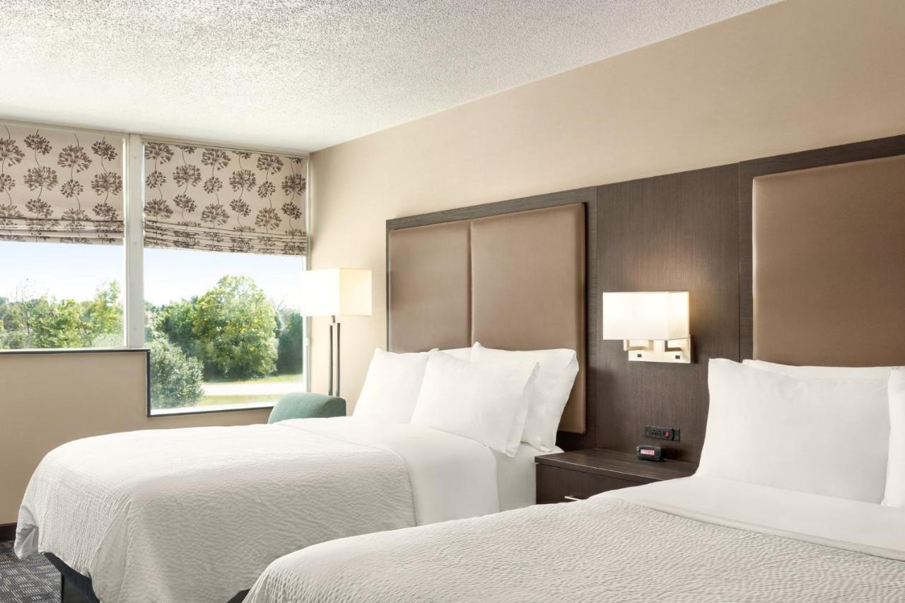 Holiday Inn Louisville East - Hurstbourne By Ihg Bagian luar foto