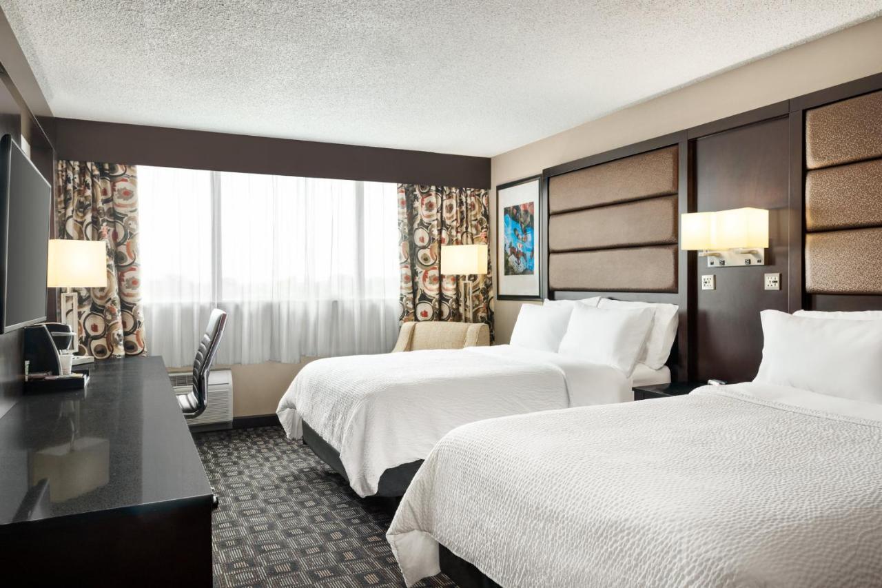 Holiday Inn Louisville East - Hurstbourne By Ihg Bagian luar foto