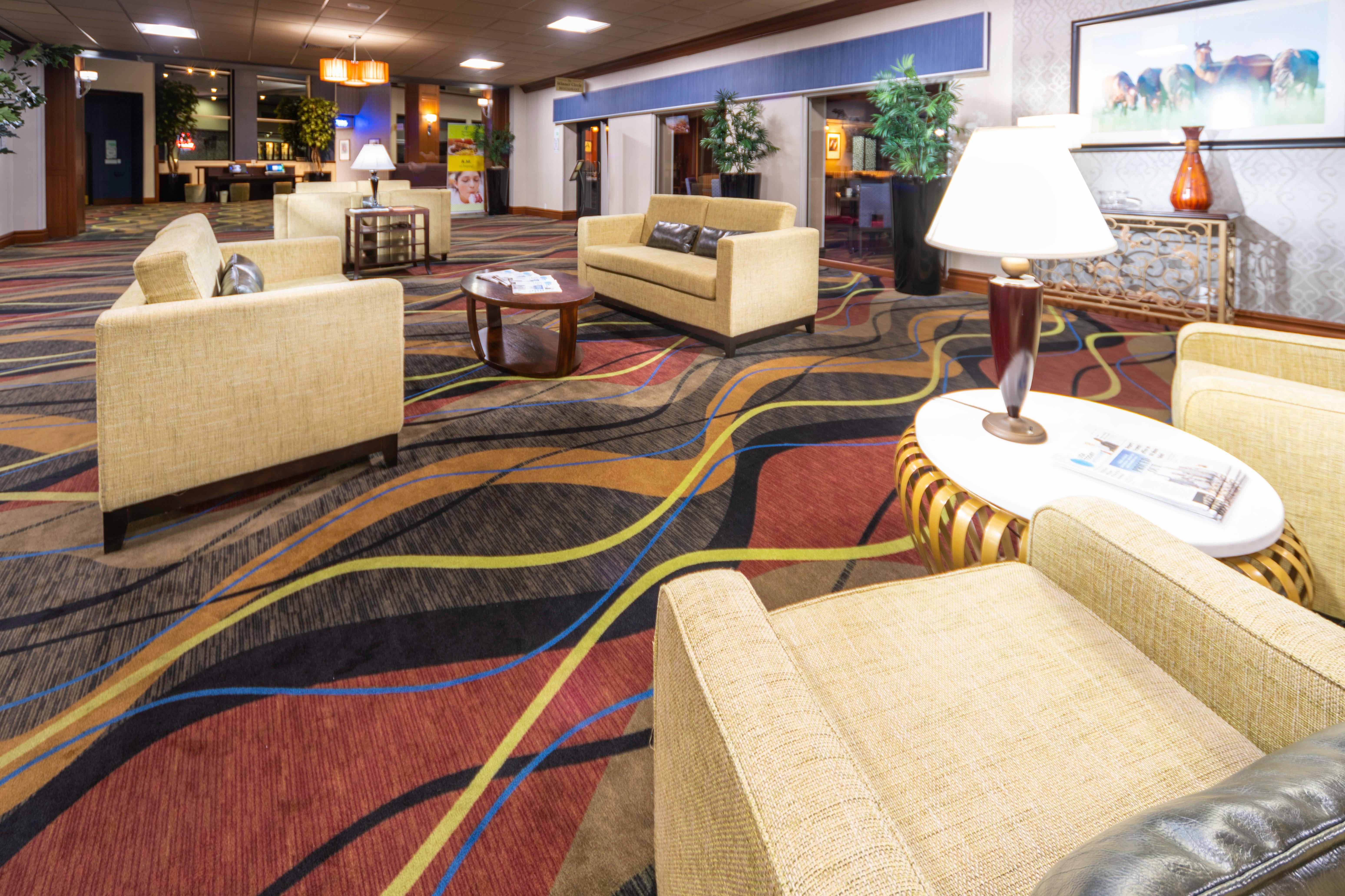 Holiday Inn Louisville East - Hurstbourne By Ihg Bagian luar foto