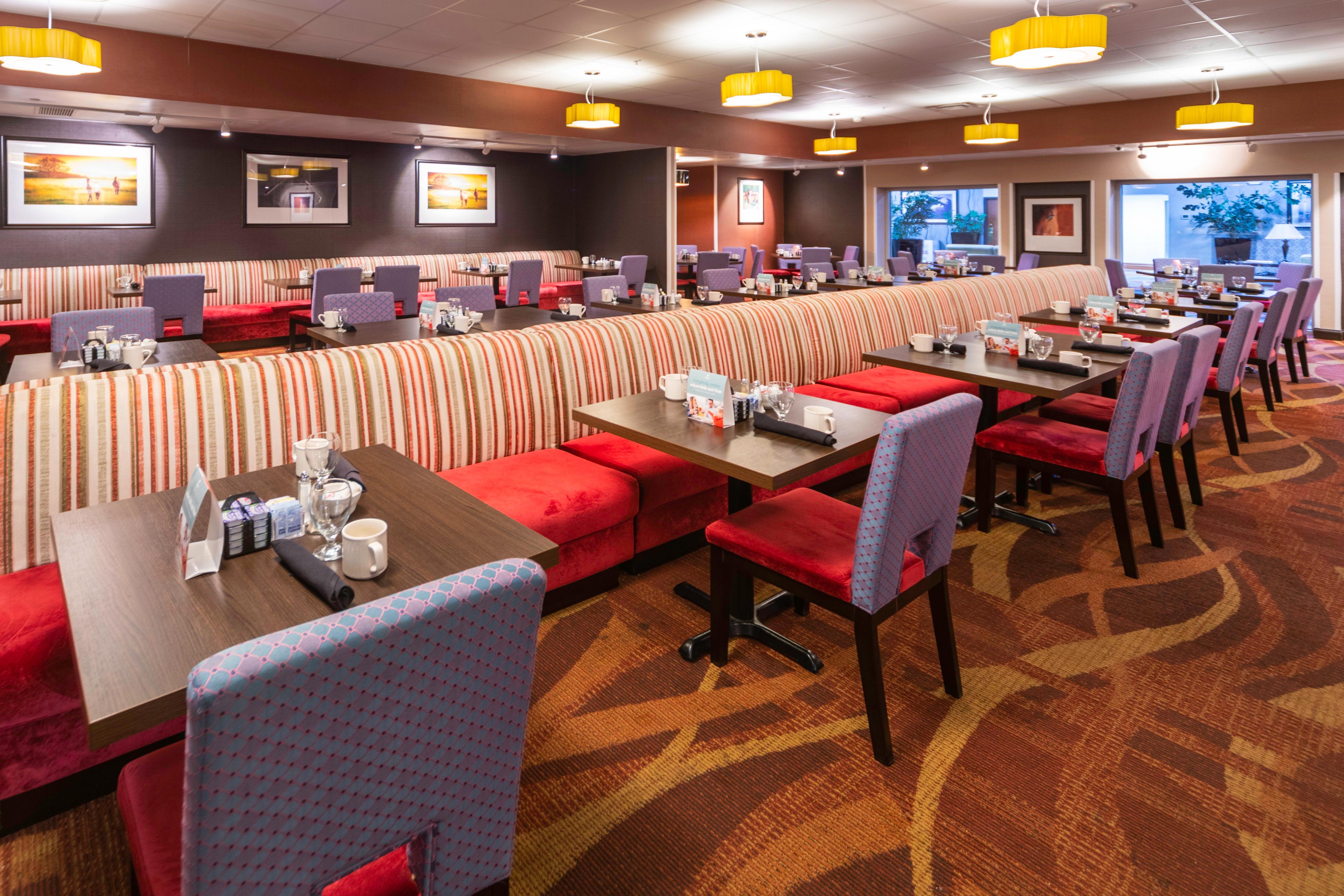 Holiday Inn Louisville East - Hurstbourne By Ihg Bagian luar foto
