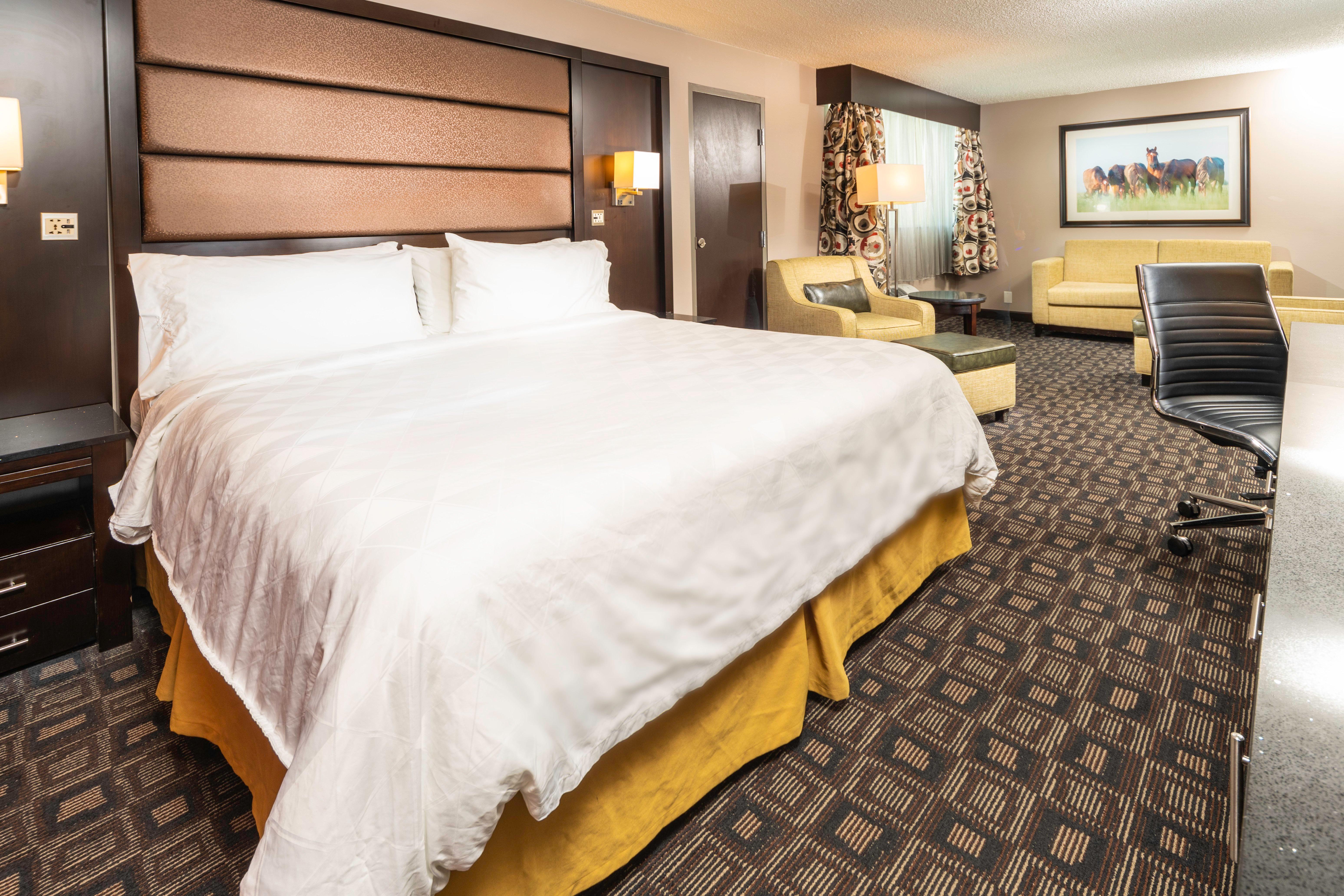 Holiday Inn Louisville East - Hurstbourne By Ihg Bagian luar foto